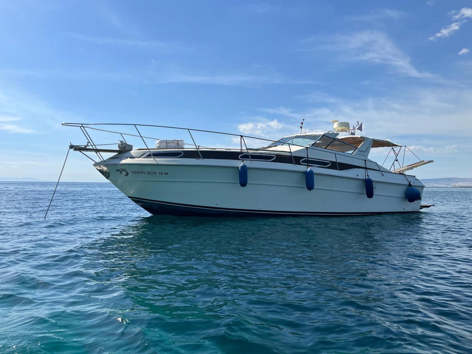 Botel Eva's Yatch Athens